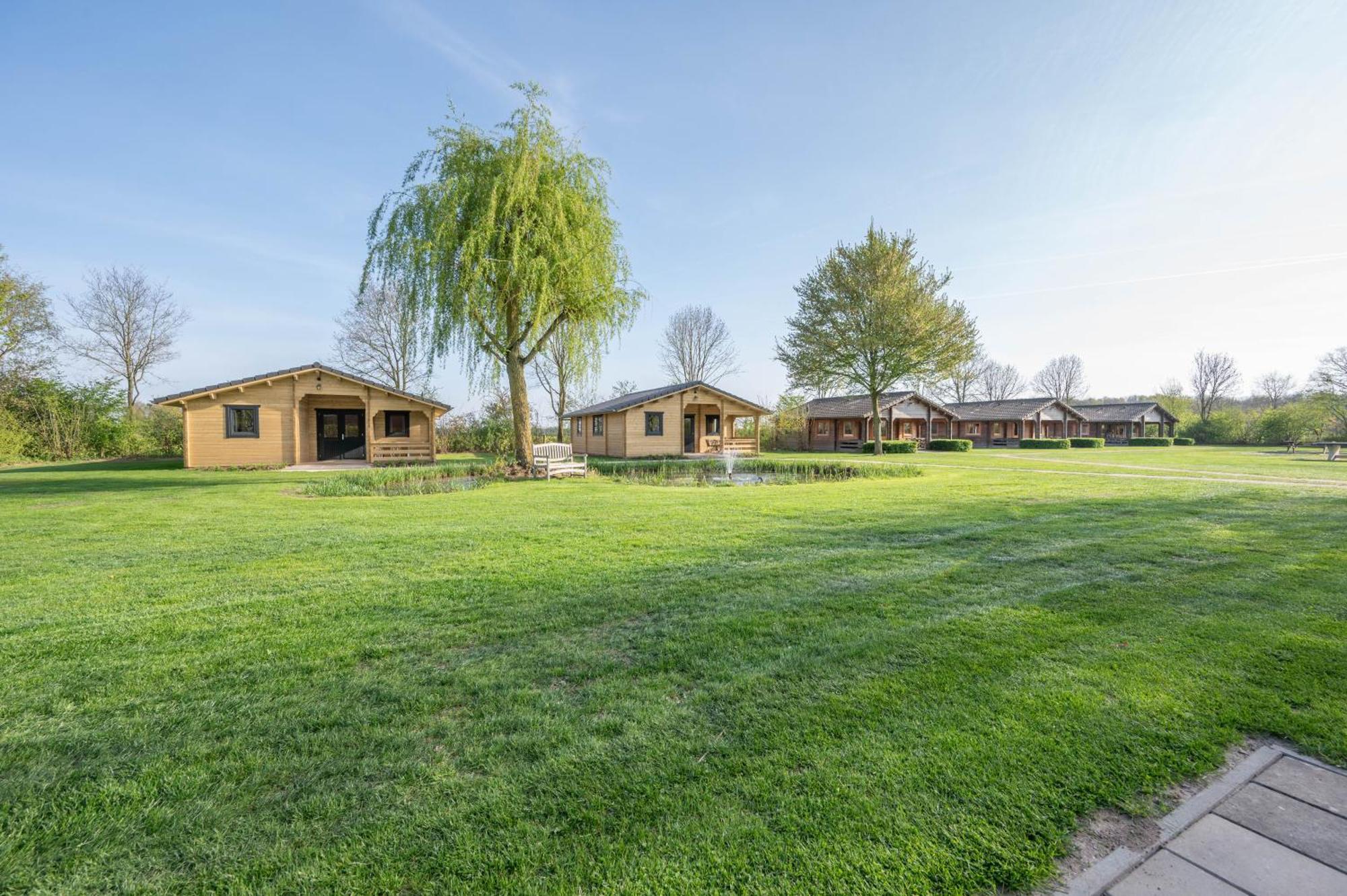 Vakantie-Oord "De Hulsdonken" Bergeijk Exterior foto